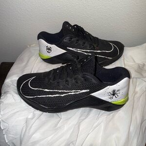 Nike Metcon 5 “Black Villain” Edition Mens size 9